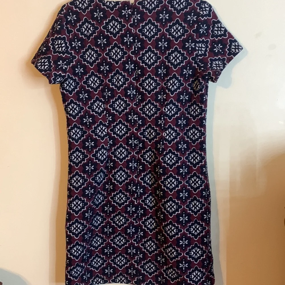 Very pretty print knee length dress - Picture 2 of 7
